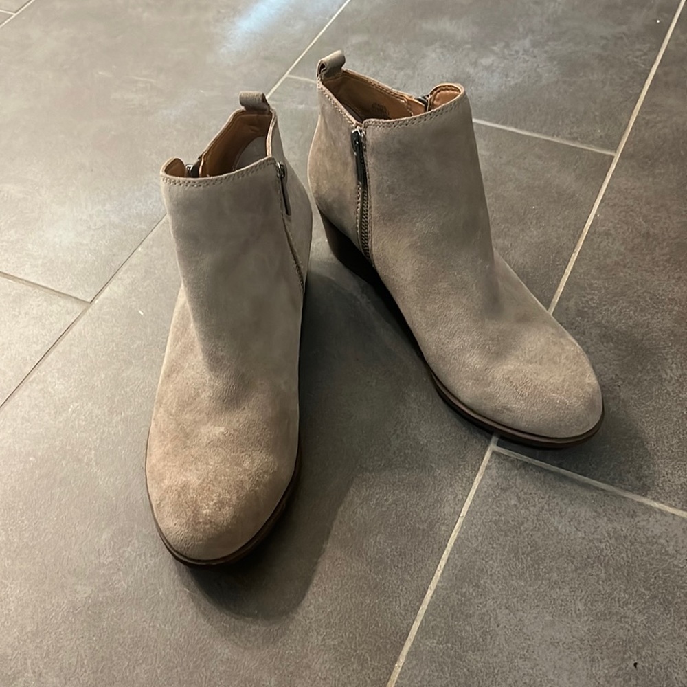 Lucky Brand Basel Ankle Bootie- Taupe- Size 9.5